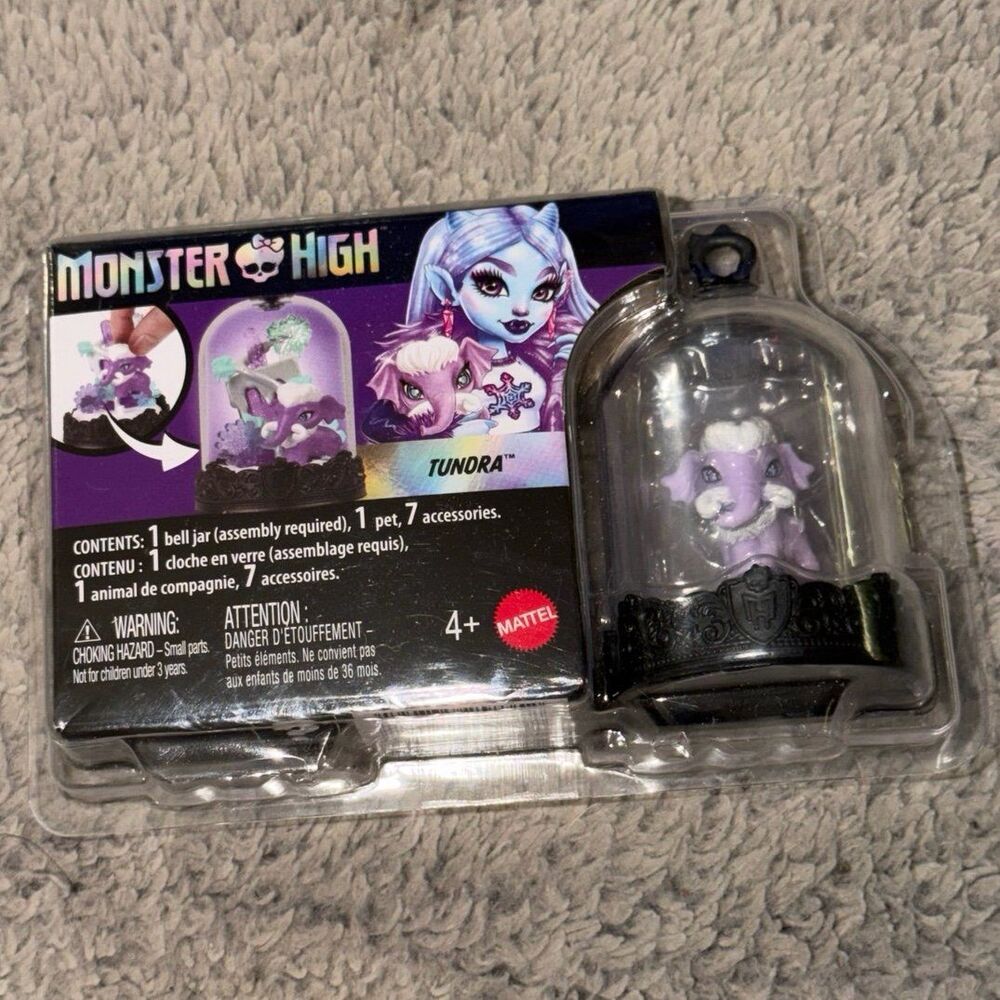 Monster High Abby Bominable Pet Tundra Keychain